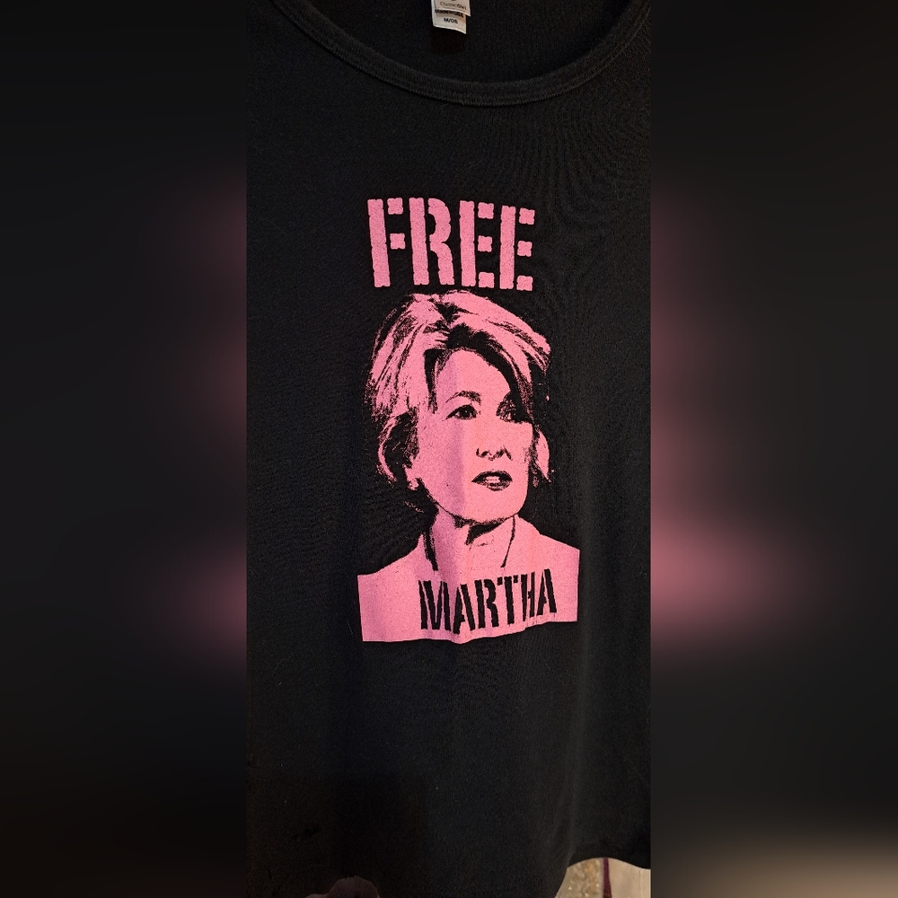Rare Vintage Free Martha Black T-Shirt with Pink Graphic. Classic Girl - Picture 2 of 16